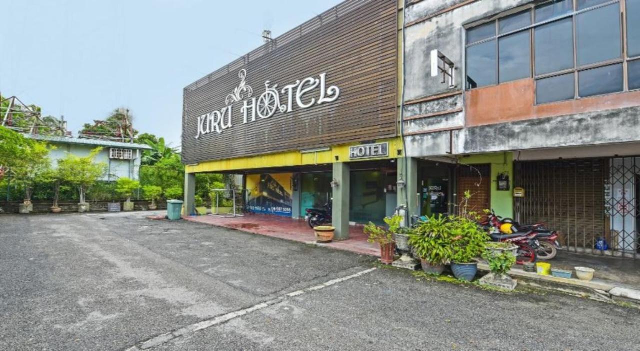 Juru Hotel 메르타잠 외부 사진