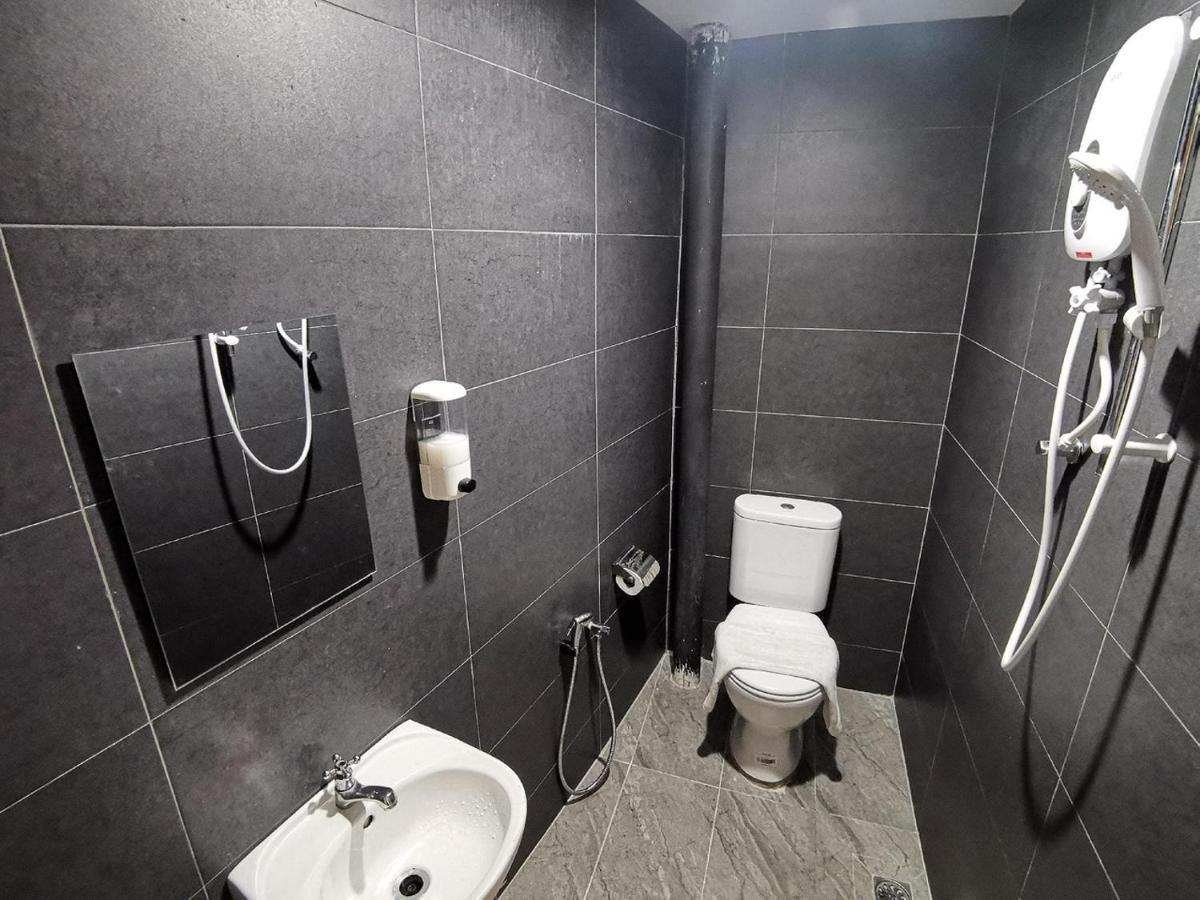 Juru Hotel 메르타잠 외부 사진